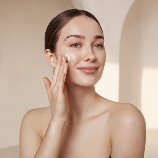 5 Must-Know Ingredients for Brightening and Hydrating Skin